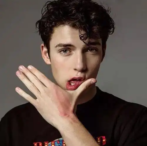 6686体育平台钻石作者Carl