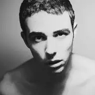 6686体育平台初级作者Dylan