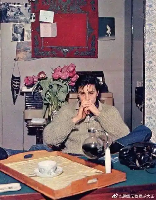 6686体育平台首席作者Gale