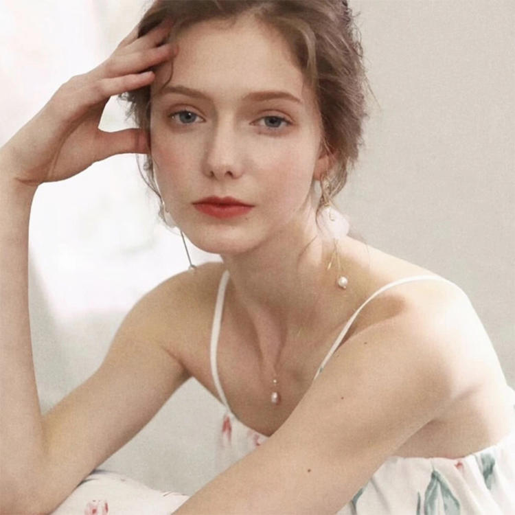 6686体育平台首席作者Ambrose