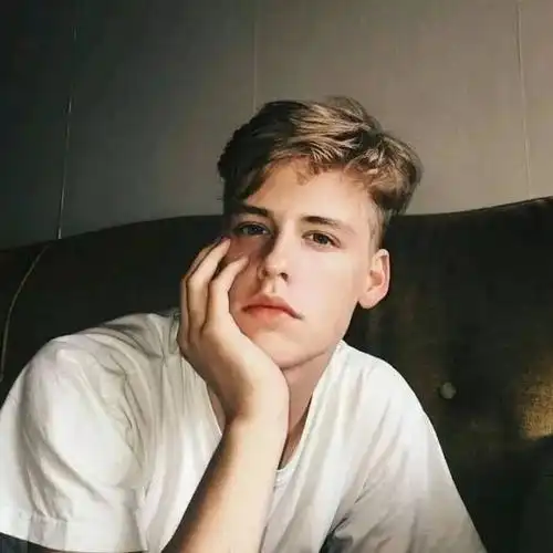 6686体育平台钻石作者Sebastian