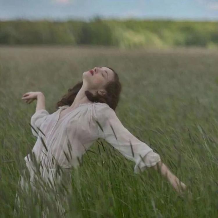 6686体育平台金牌作者Ernie