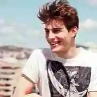 6686体育平台钻石作者Frances