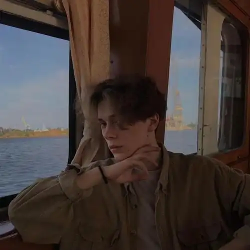 6686体育平台首席作者Xenia