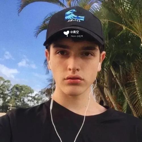 6686体育平台首席作者Clementine