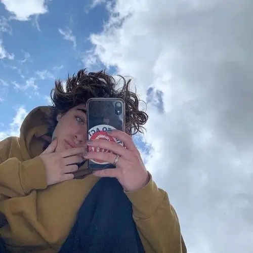 6686体育平台铜牌作者Howard