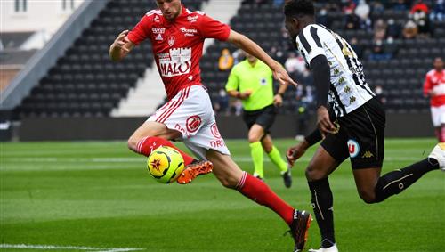 布雷斯托瓦体育场 vs 昂热